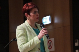 Madame Vinciane Istace, modératrice de la soirée de restitution, Pwc, mai 2015